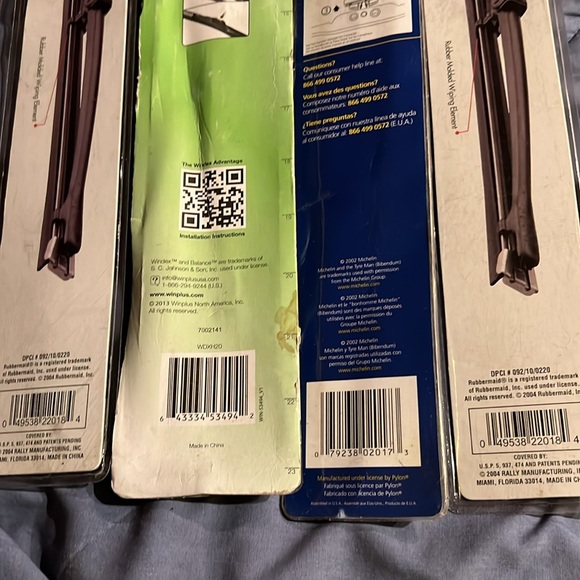 SIX PACKAGES OF NEW WINDSHIELD WIPERS ! - Picture 15 of 15